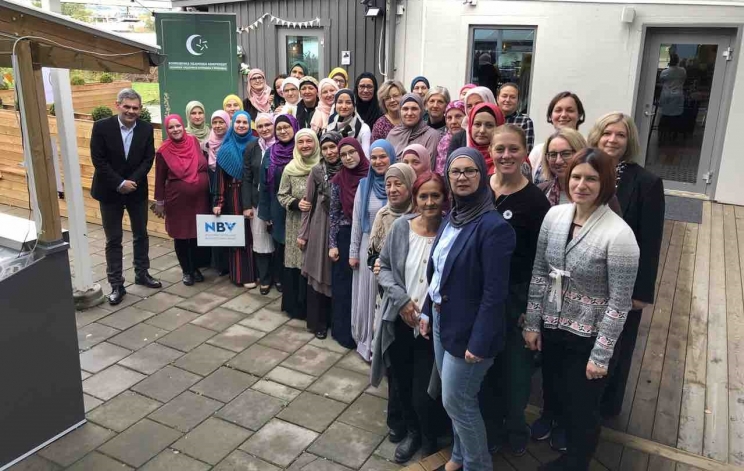 IZBUŠ: Seminar za aktivne žene u džematima Islamske zajednice Bošnjaka u Švedskoj