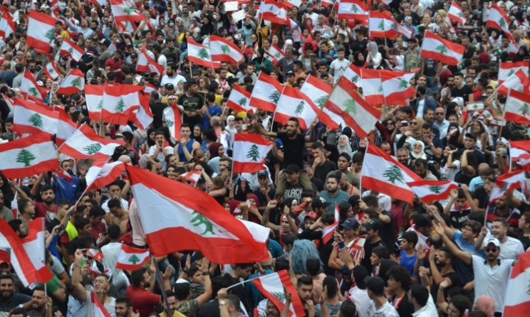 U Libanu demonstranti blokirali glavne autoputeve, Aoun upozorio na 'katastrofu'
