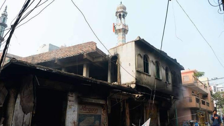 Indija: U Delhiju zapaljena džamija, na meti muslimani