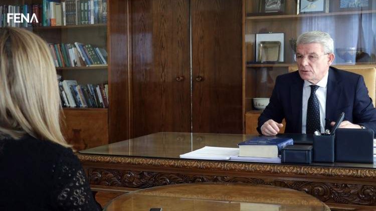 Džaferović: Angažiranje OSBiH pomoći će u borbi protiv pandemije (VIDEO)