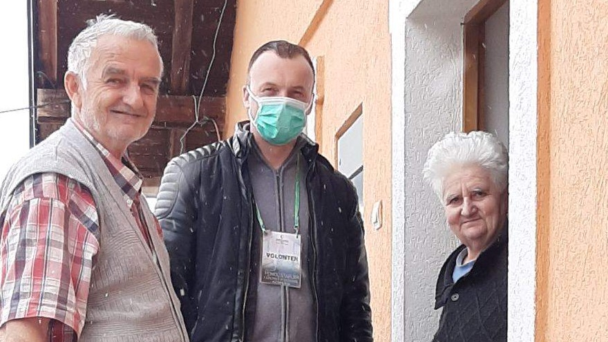 MIZ Višegrad: Uručena pomoć starijim i osobama u potrebi