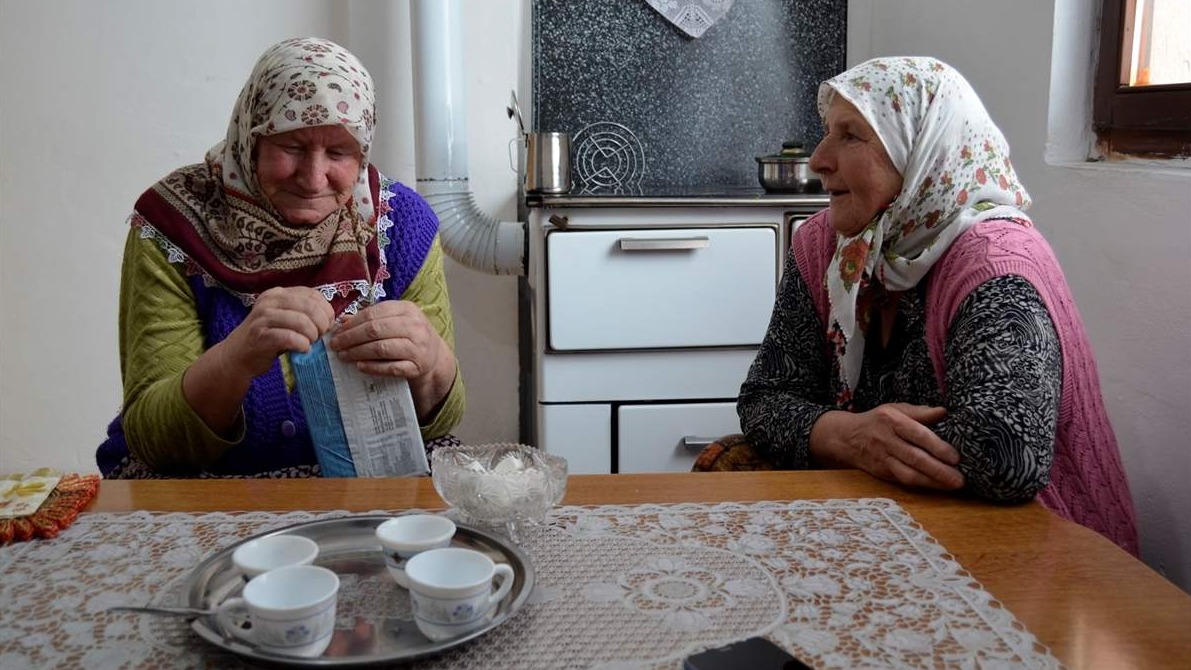 Srebreničke majke Nura i Mafija u izolaciji zbog koronavirusa: Navikle smo, 25 godina živimo u samoći