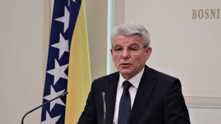 Džaferović: Jedina greška EU je popustljiv odnos prema Dodiku