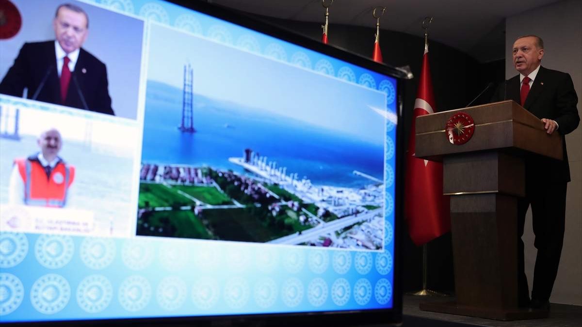 Turska na još jednoj tački povezuje Evropu i Aziju: Erdogan poručio da je most na Dardanelima višestoljetni san
