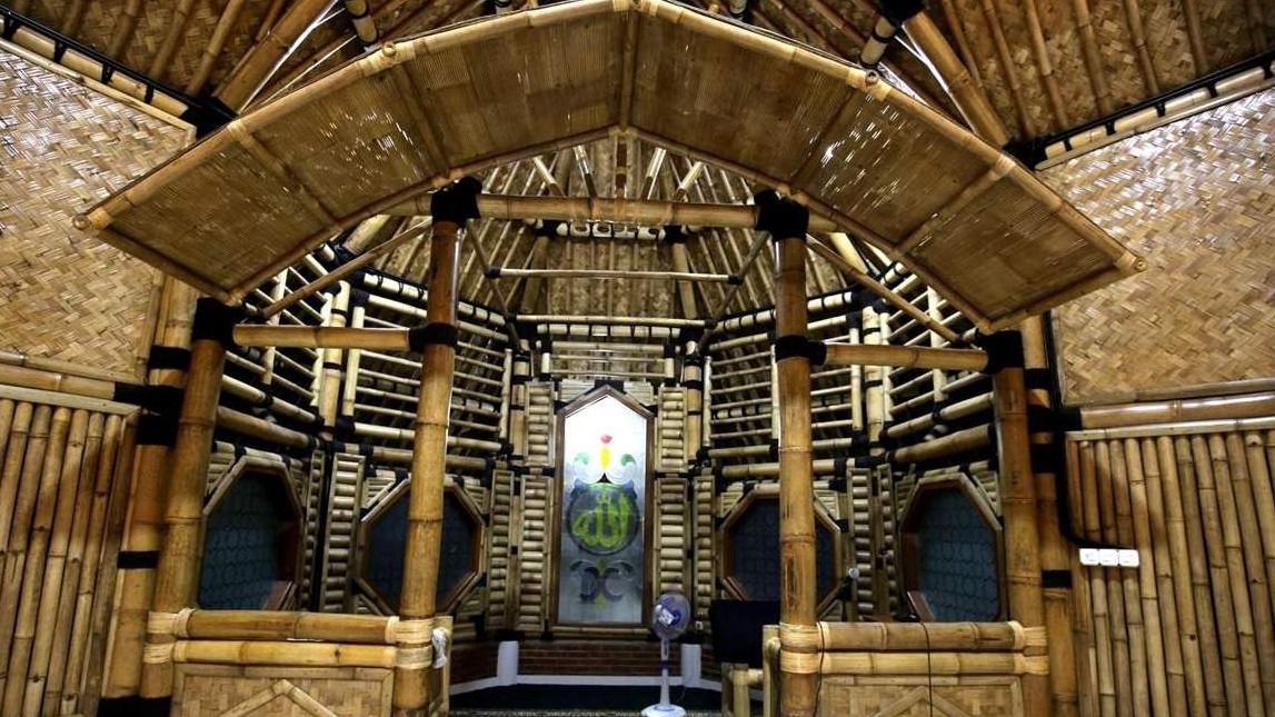Indonezija: Najveća džamija napravljena od bambusa