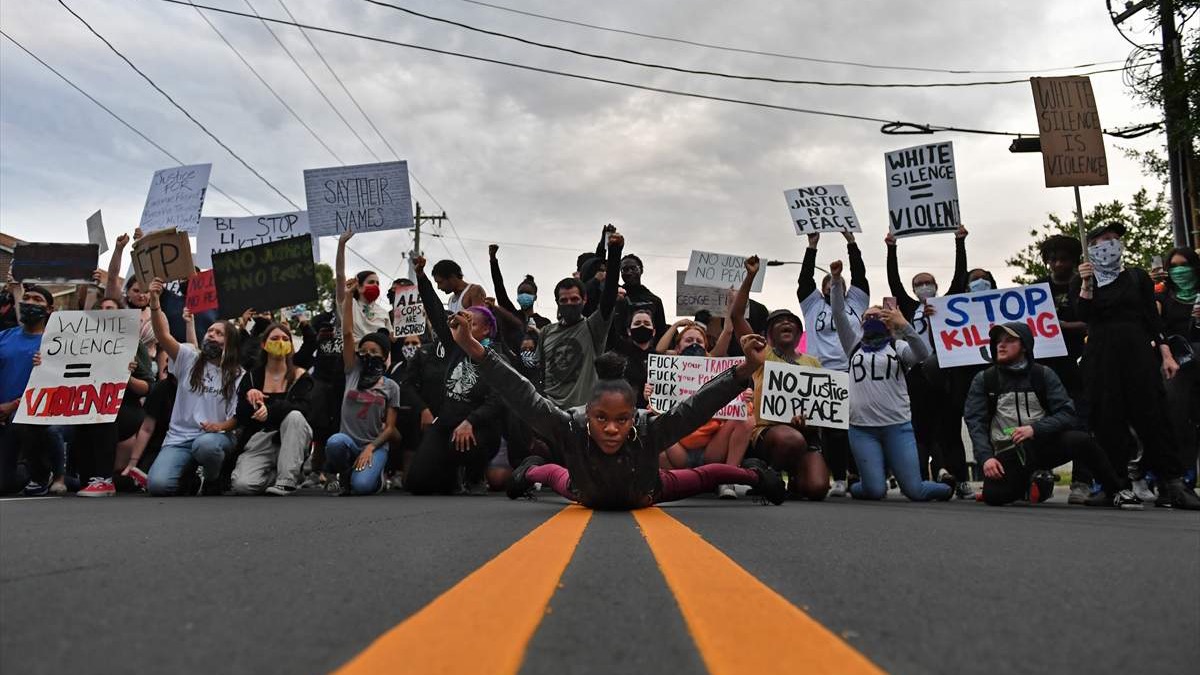 SAD: Protesti zbog smrti Georgea Floyda bjesnili četvrti dan zaredom