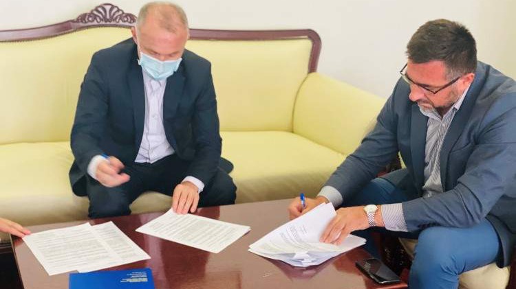 Ministar Ramić i muftija Kudić potpisali ugovor o podršci Muftijstvu bihaćkom