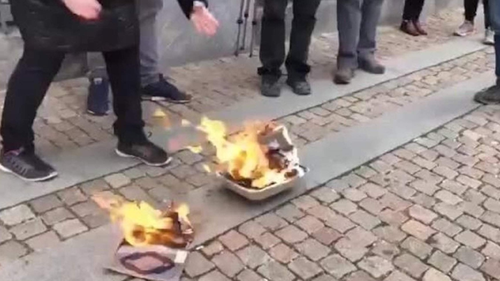 Svjetska unija islamskih učenjaka osudila spaljivanje Kur'ana u Švedskoj