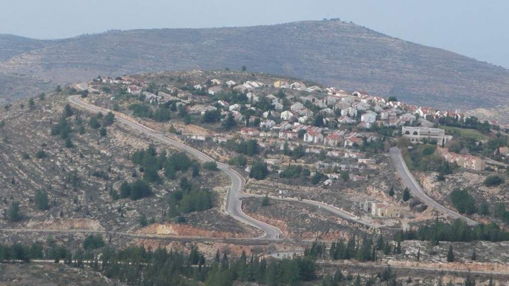 Izrael pooštrava ograničenja i okupira dvorišta kuća u Hebronu