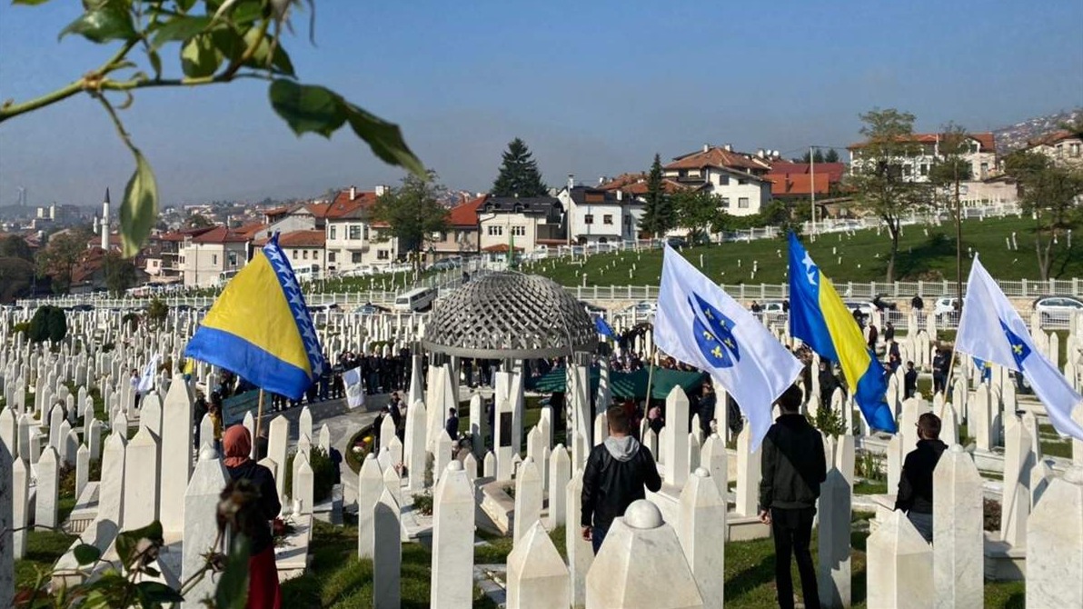 Na Kovačima obilježena 17. godišnjica smrti Alije Izetbegovića
