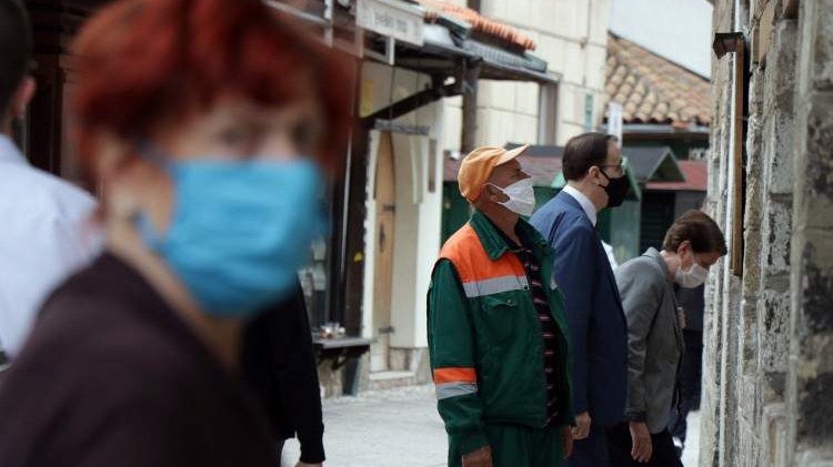U Kantonu Sarajevo 165 novozaraženih koronavirusom, dvije osobe preminule