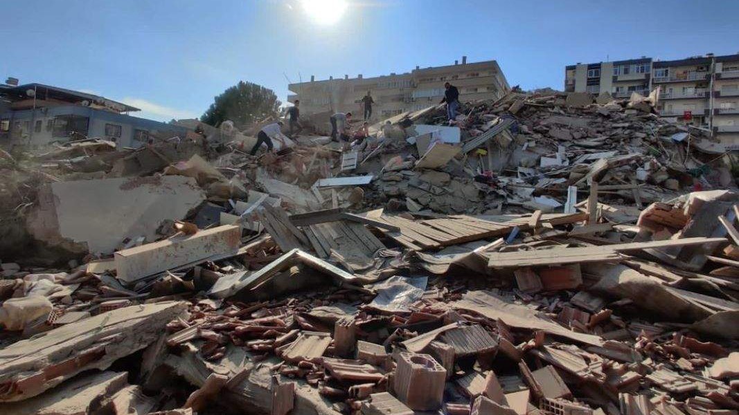 Turska: U zemljotresu u Izmiru poginule 62 osobe, broj stradalih i dalje raste