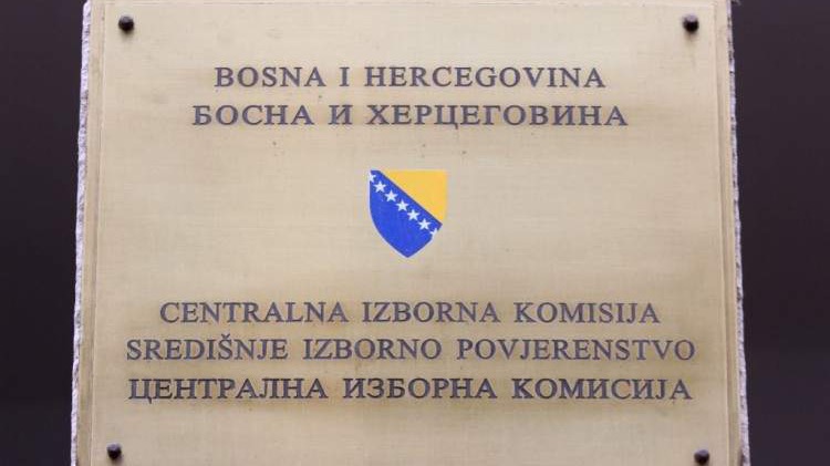 Građani BiH u nedjelju na biralištima: Lokalni izbori obilježeni brojnim 