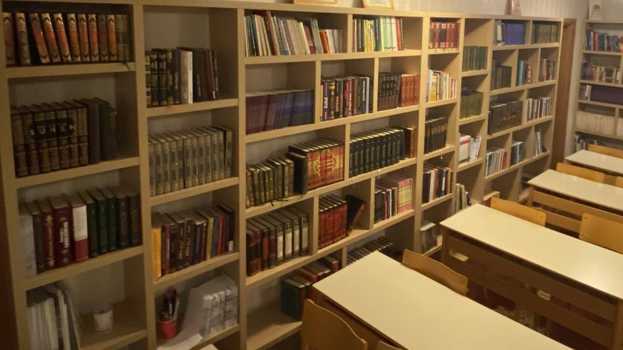 Džamija kao centar znanja: Akcija prikupljanja knjiga u džematu Bačićko Polje Stup