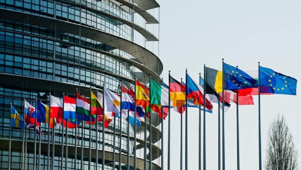 EU vrši pritisak na AstraZenecu da isporuči vakcine kako je i obećano
