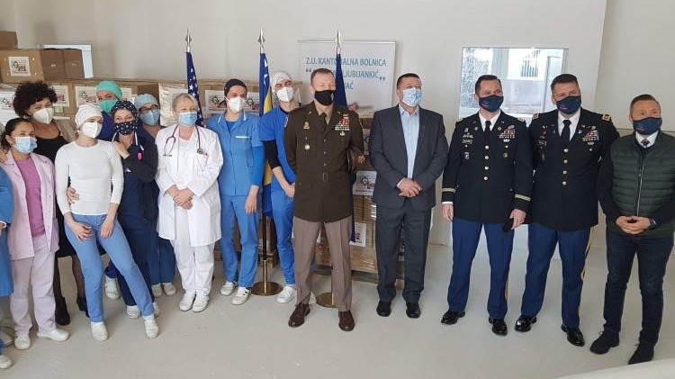Ambasada SAD-a u BiH i NATO pomogli Kantonalnoj bolnici u Bihaću
