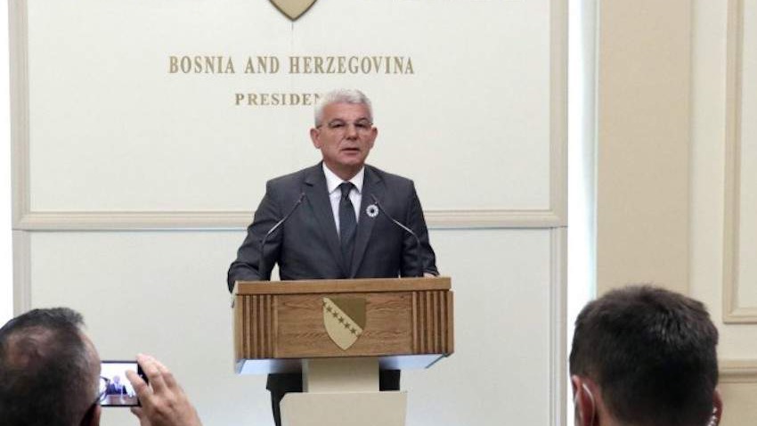 Džaferović: Ne postoji kazna koja bi bila adekvatna zločinima Mladića