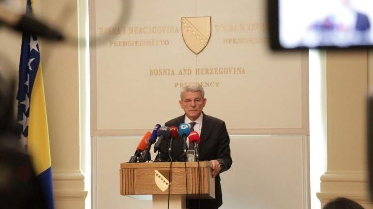 Džaferović: Zvanični Zagreb se treba dobro zamisliti nakon Rezolucije EP-a