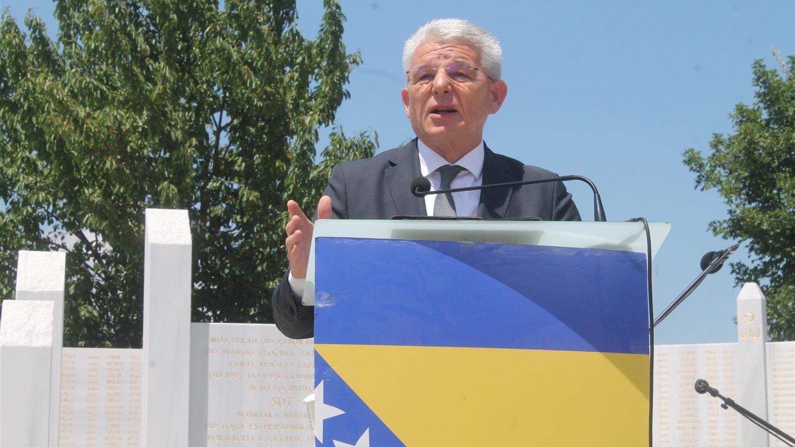 Džaferović: Srpske elite svome narodu moraju reći istinu o počinjenim zločinima   