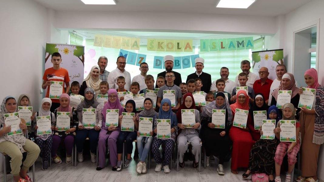 Dodjelom diploma završena “Ljetna škola islama” u medžlisima Doboj i Teslić
