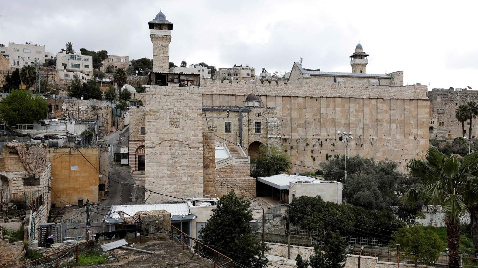 Otpor judaizaciji: Palestinci vjernike pozivaju da džuma-namaz klanjaju u glavnoj džamiji u Hebronu