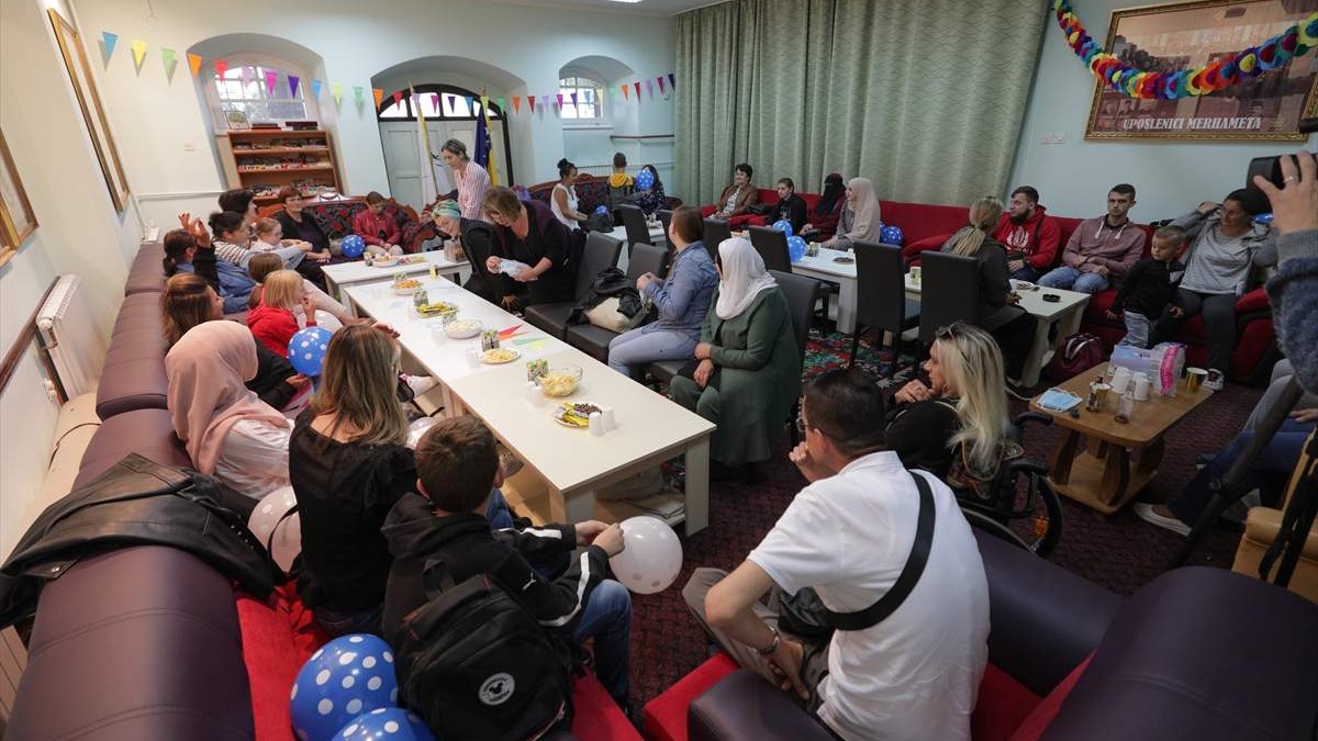 Članovi Udruženja ”Sreća za sve” iz Travnika posjetili MDD ”Merhamet”