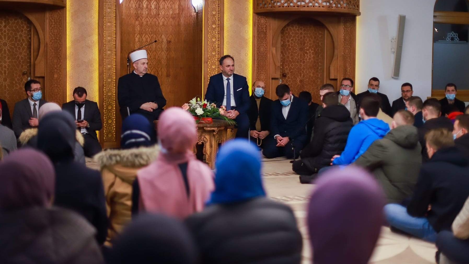 Susret muftije sarajevskog sa članovima Mreže mladih MIZ Sarajevo: Vjerujem da ćete ostati uspravni i ustrajni