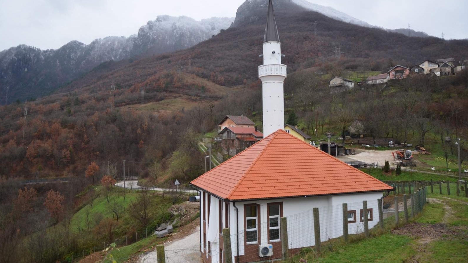 MIZ Jablanica: Svečano otvorena džamija na Slatini
