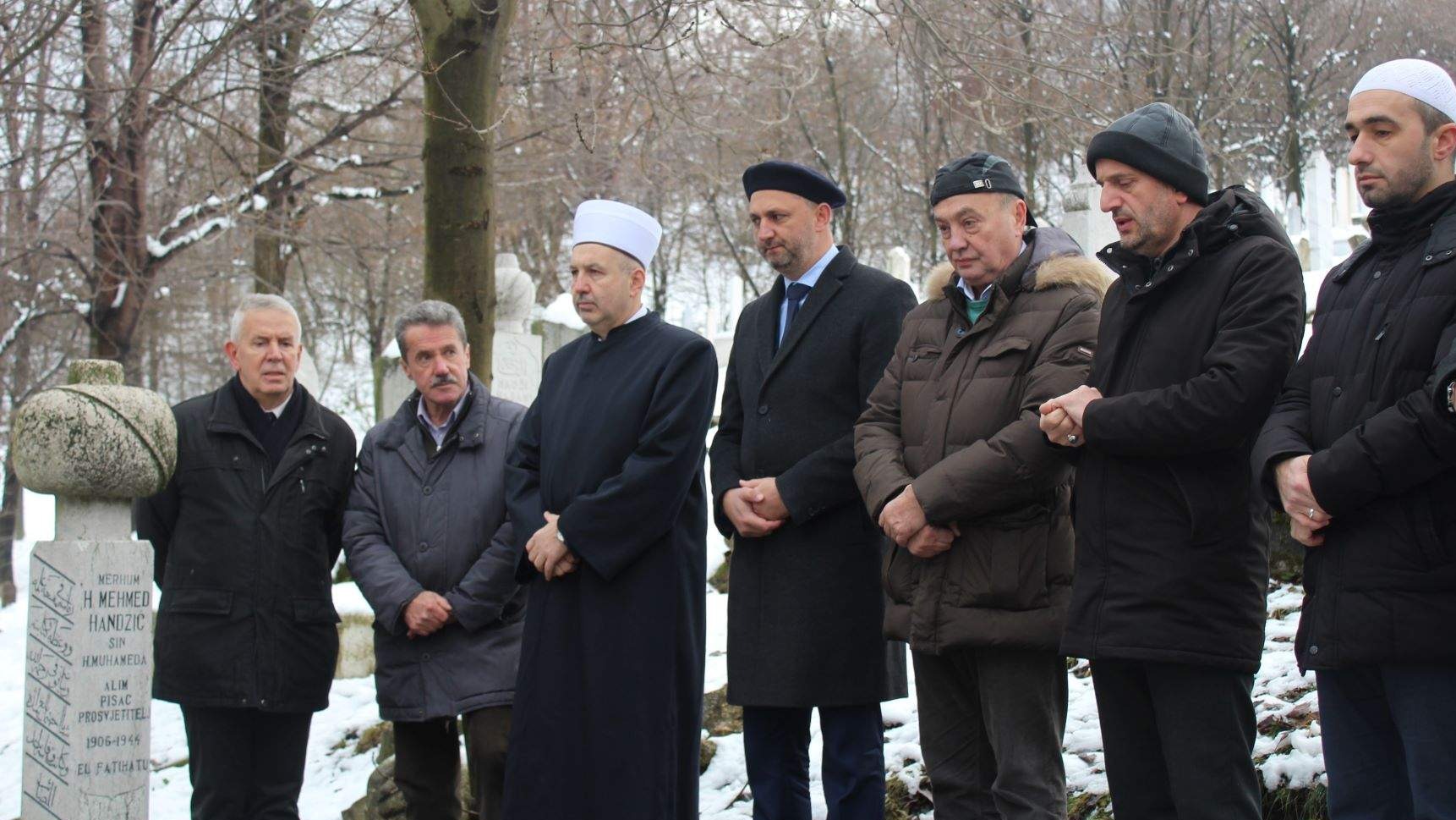 Muftija sarajevski i delegacija MIZ Sarajevo posjetili mezar Mehmed-ef. Handžića