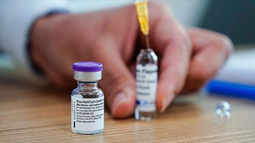 EU naručuje 180 miliona doza vakcine Pfizer prilagođene varijanti omikron