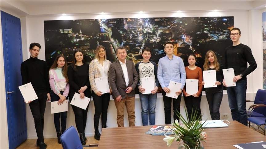 Općina Stari Grad Sarajevo obezbijedila stipendije za 180 učenika i studenata boračkih porodica