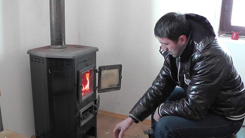 U Francuskoj raste potražnja za pećima na drva zbog energetske krize