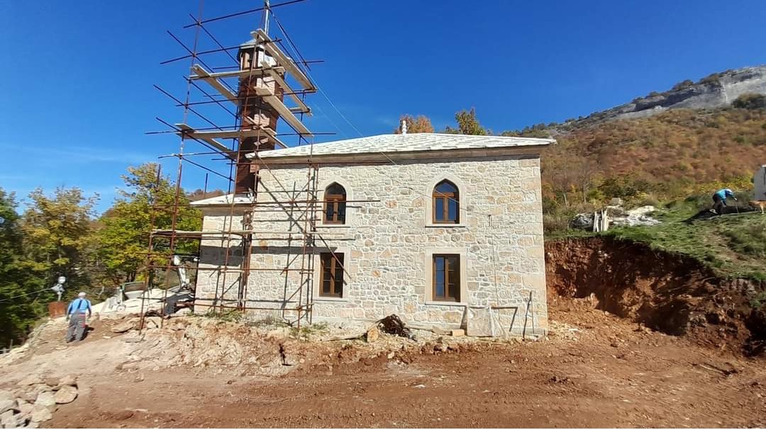 MIZ Prozor: U toku obnova kamene džamije u povratničkom mjestu Klek