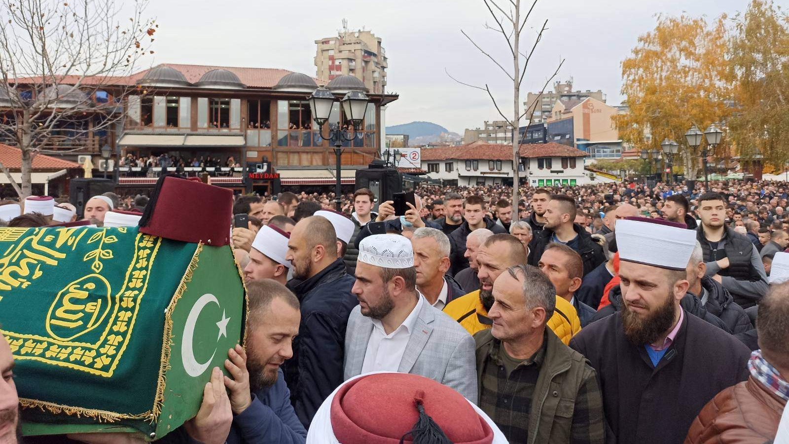 Godišnjica preseljenja na ahiret Muamer-ef. Zukorlića: Danas hatma u novopazarskoj Arap džamiji