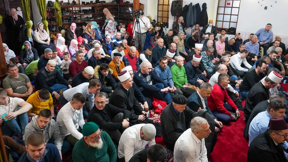 Lejletul-miradž: Centralna svečanost MIZ Tuzla održana u Čaršijskoj džamiji