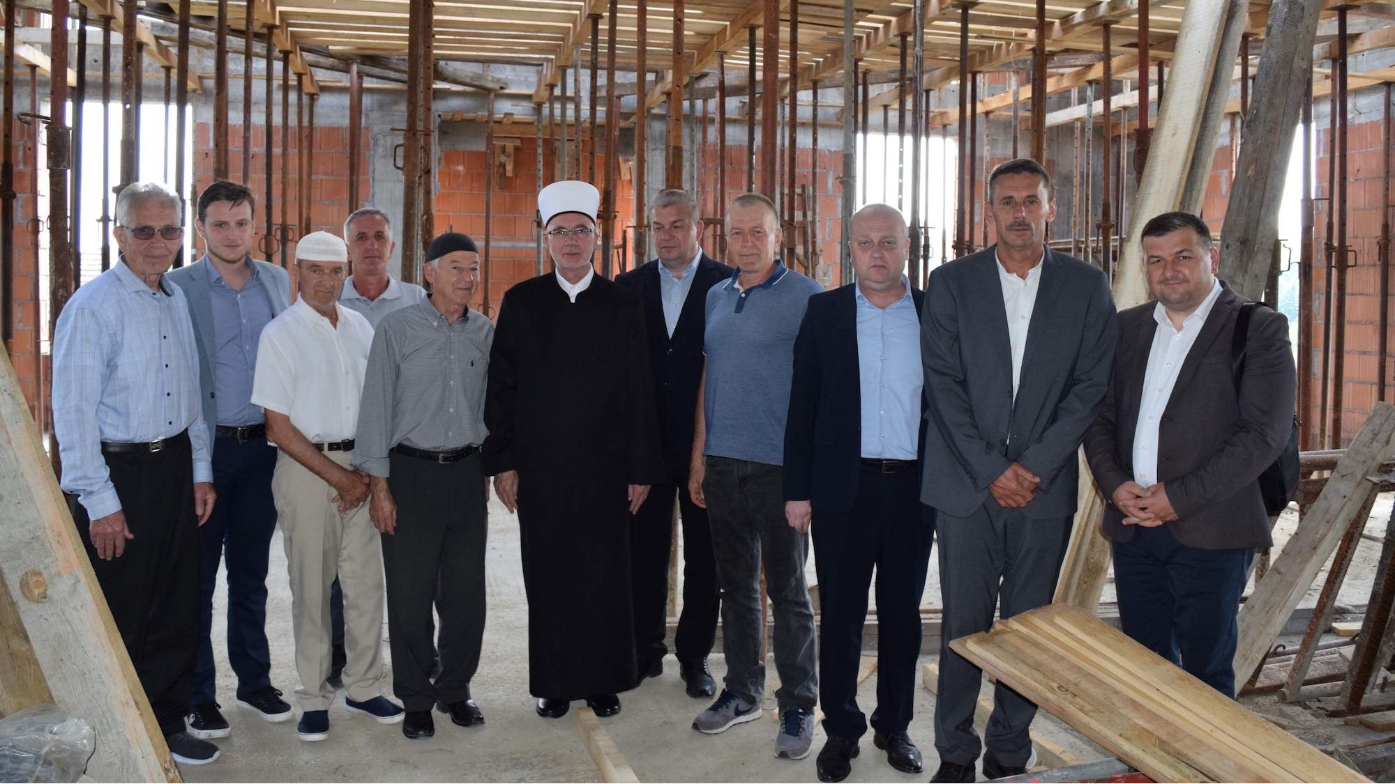 Muftija Fazlović posjetio Medžlis Islamske zajednice Čelić 