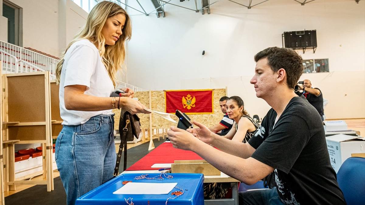 Otvorena birališta na parlamentarnim izborima u Crnoj Gori
