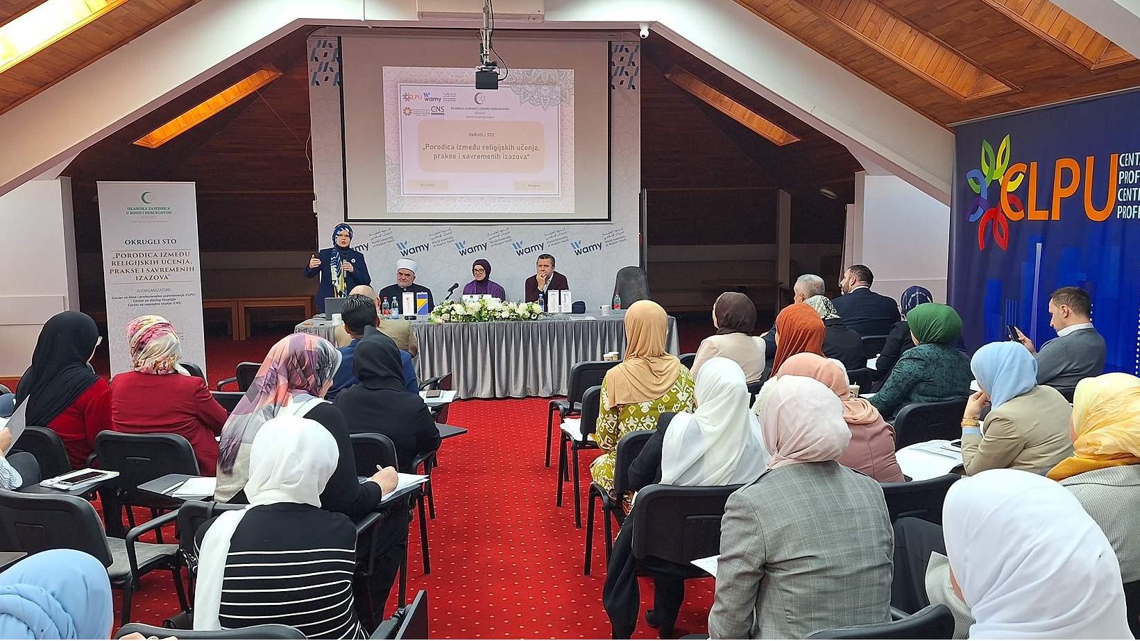 Sarajevo: Održan Okrugli sto “Porodica između religijskih učenja, prakse i savremenih izazova”