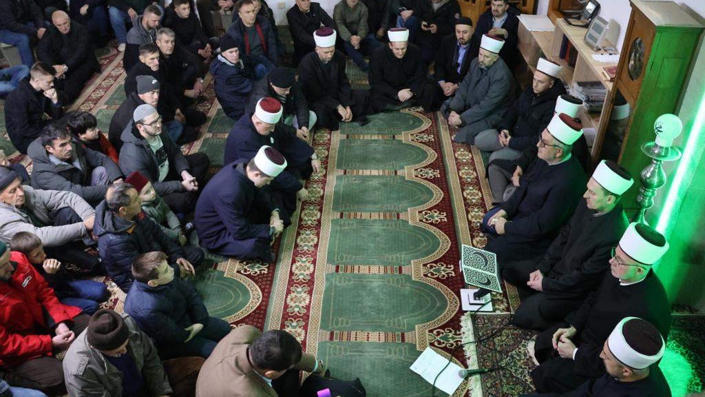 Muftijstvo tuzlansko: U Novoj Kasabi održan program povodom Lejletur-regaiba 
