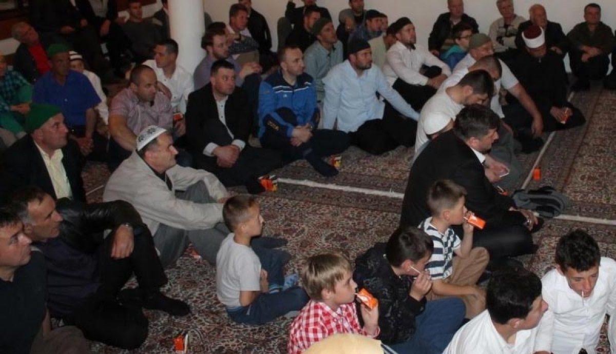 U Kiseljaku održana Večer Kur'ana mektebskih učenika, a najboljim uručene vrijedne nagrade