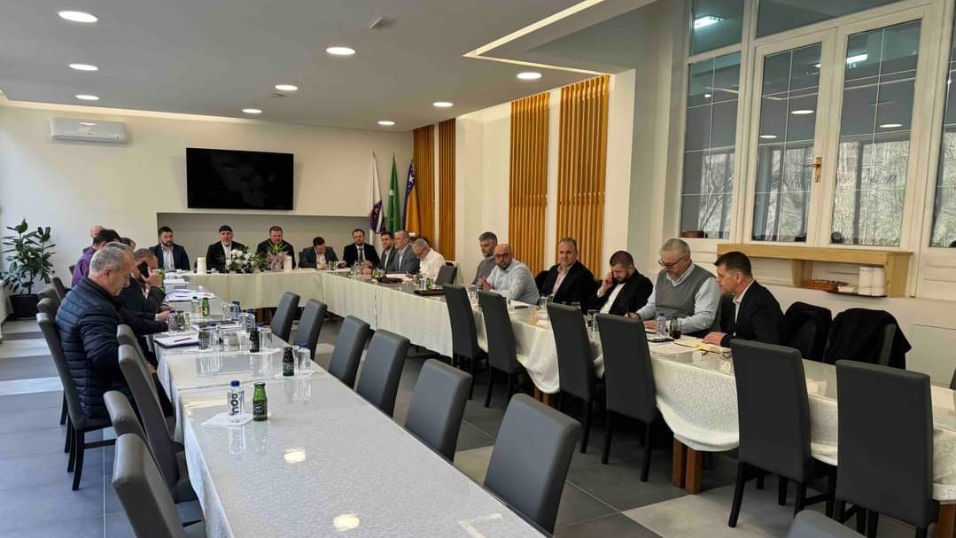 U Travniku održana javna rasprava o nacrtu Pravilnika o službi u Islamskoj zajednici
