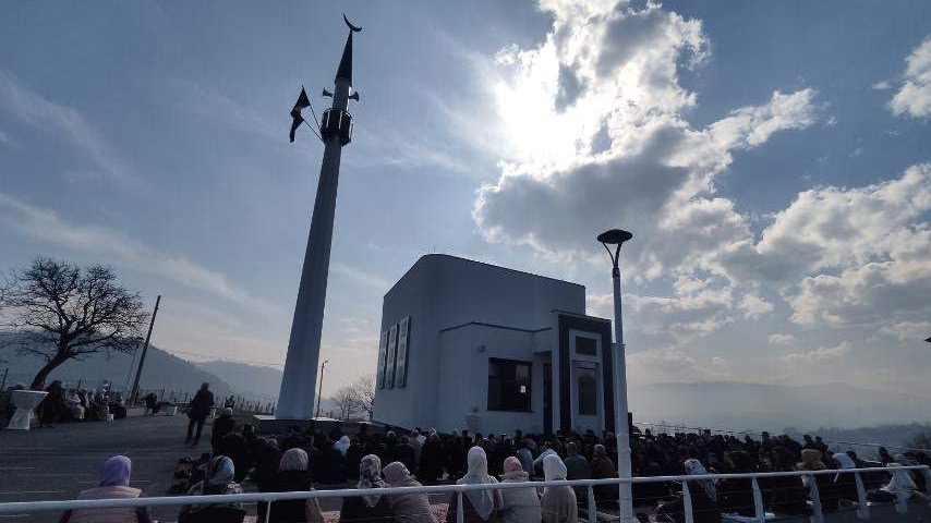 Gračanica: Svečano otvorena novoizgrađena džamija u Režićima (VIDEO)