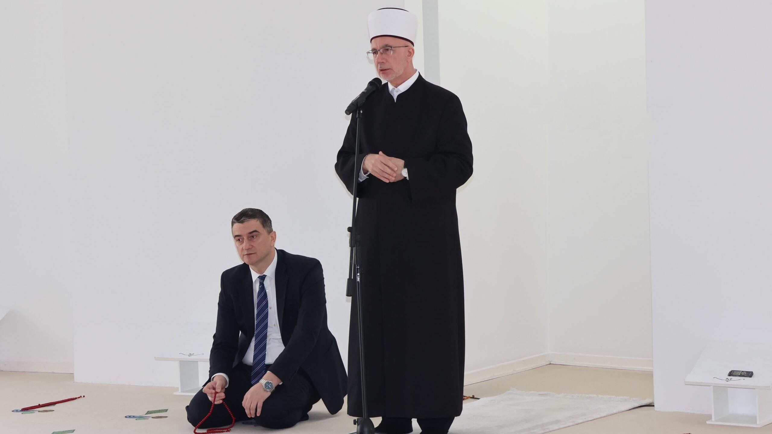 Predramazanski susret muftije Fazlovića s učenicima i profesorima Behram-begove medrese 
