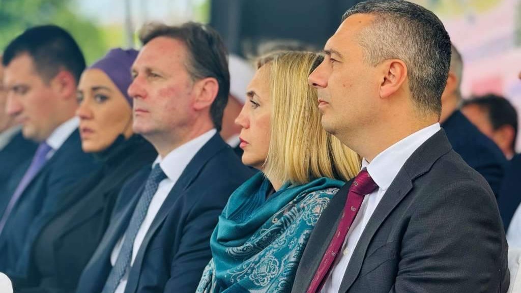 Delegacija Vlade Federacije BiH na otvaranju ponovo sagrađene džamije Arnaudija