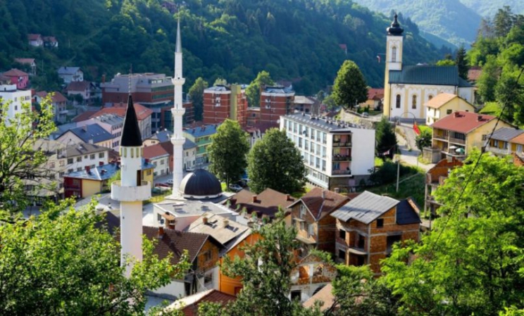 Sjećanje na 22. godišnjicu stradanja na igralištu u Srebrenici