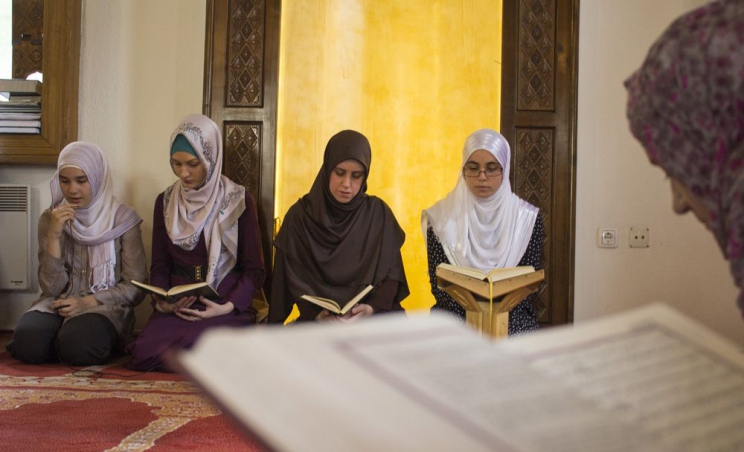 Potočka džamija: Najmlađa hafiza uči mukabelu, sa cvrkutom ptica obavlja se namaz