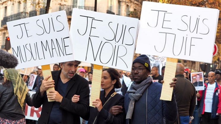 Hiljade ljudi na ulicama Pariza: "Ne rasizmu, islamofobiji i policijskom nasilju"