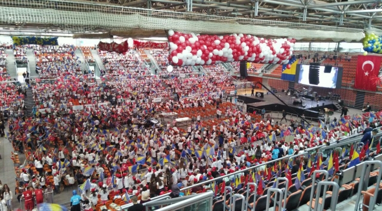 Zenica: Šest hiljada učenika se okuplja na "Festivalu djeteta" u Bosni i Hercegovini