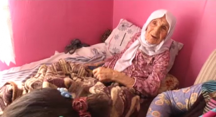 Nana od 112 godina kaže kako je tajna dugovječnosti u smijanju