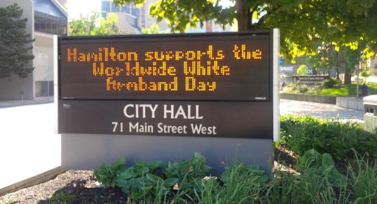 Kanadski grad Hamilton se pridružio obilježavanju Svjetskog dana bijelih traka